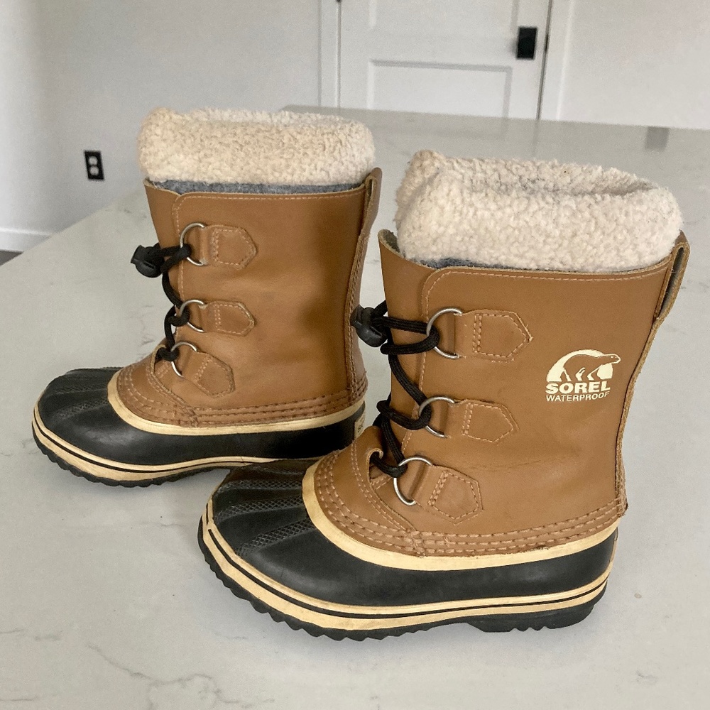 Sorel Children's Yoot Pac Winter Tan Leather Waterproof Duck Boot-  Size 13